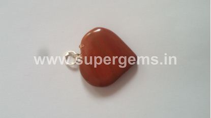 Picture of red jesper heart pendant