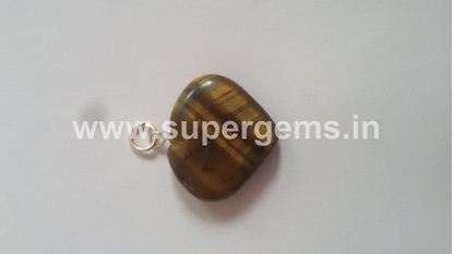 Picture of tiger eye heart pendant
