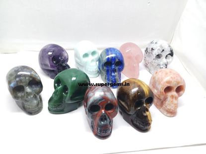 Picture of mix crystal skull 2 inch
