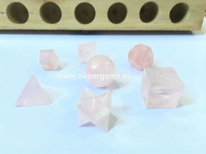 Picture of 7 piece rose quartz geomatry set