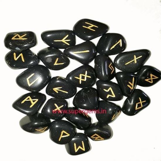 Picture of black agate runeset