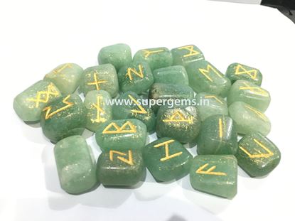 Picture of green aventurine rune set